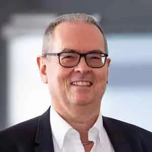 Dr. Stefan Hölscher | i-profile
